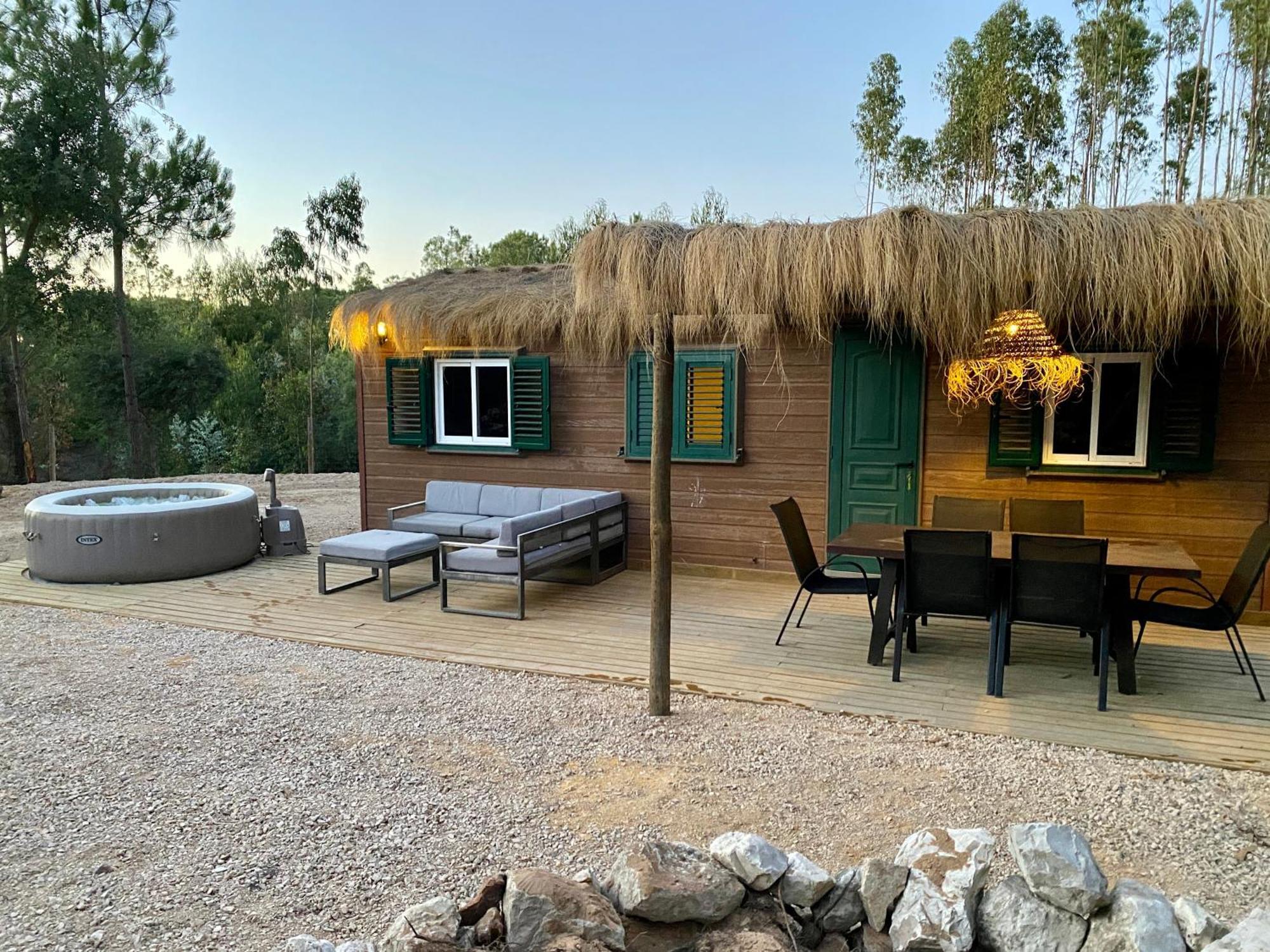 Montum Farm Living Guest House Мелидес Екстериор снимка